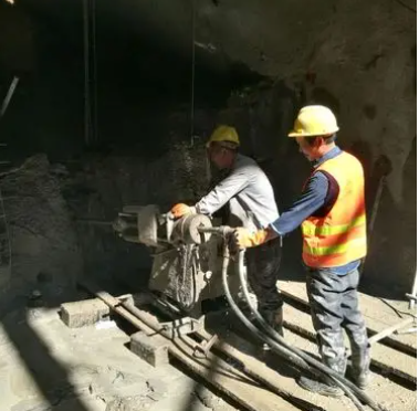 长丰水下抗分散灌浆料特点 水下不分散注浆料介绍